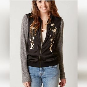 Gimmicks BKE Black Floral Jacket